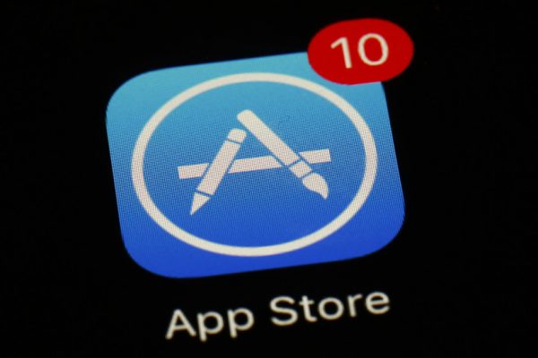 «Έπεσαν» εφαρμογές της Apple -Χιλιάδες άνθρωποι παραπονούνται για προβλήματα