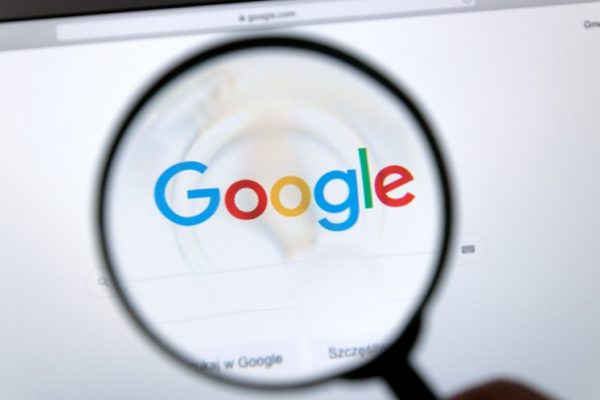 Πιο δημοφιλής από ποτέ η αναζήτηση «πώς να φύγω από τη Ρωσία» στο Google