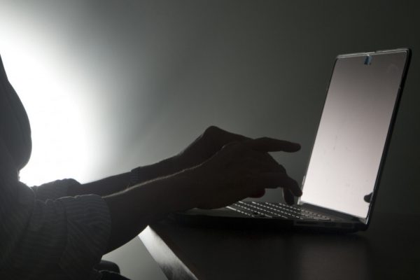 Προσοχή: Αποσπούν λεφτά με πρόσχημα τον πόλεμο στην Ουκρανία- Πώς δρουν