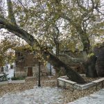 Εκδρομή στην Αράχωβα και 10 κοντινά μέρη που μπορείτε να επισκεφτείτε με ορμητήριο το κοσμοπολίτικο χωριό