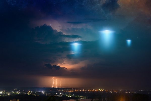 Επαφές με UFO και όλα τα μυστήρια του πλανήτη σε έκθεση του Πενταγώνου
