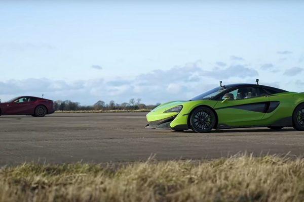 Ferrari 812 Superfast vs McLaren 600LT: Ποια κέρδισε; (Video)
