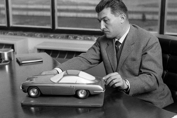 Ferruccio Lamborghini: Τα 8 πράγματα που πρέπει να γνωρίζεις για τον θρύλο της αυτοκίνησης