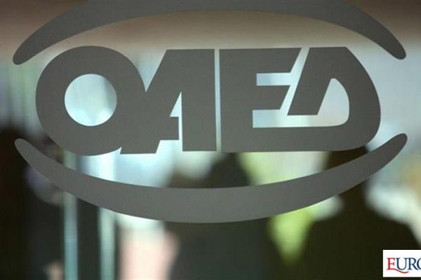 Επίσκεψη Σχοινά – Χατζηδάκη στην Επαγγελματική Σχολή Μαθητείας της Δ.ΥΠ.Α. στο Αιγάλεω