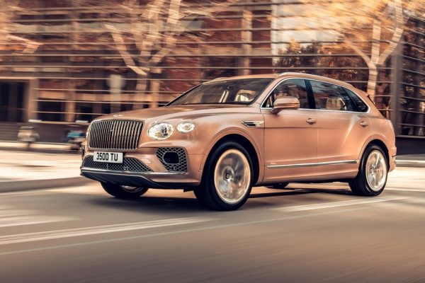 Η υπερπολυτελής νέα Bentley Bentayga EWB!