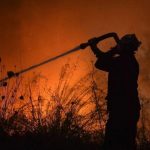 Φωτιά στην Κορινθία: Υπό μερικό έλεγχο η πυρκαγιά σε δασική έκταση στο Αμόνι