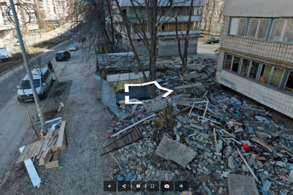 Όλεθρος σε πρώτο πρόσωπο: Επισκεφθείτε εικονικά το κατεστραμμένο Κίεβο μετά τη ρωσική επίθεση