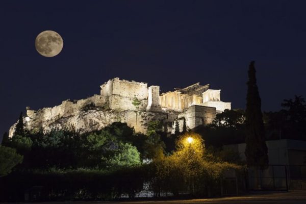 Πανσέληνος Αυγούστου: Το πρόγραμμα των εκδηλώσεων σε μνημεία και αρχαιολογικούς χώρους