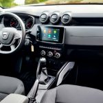 Dacia: «Γιατί να πουλάμε τεχνολογίες που ο κόσμος απλά δε χρησιμοποιεί;»