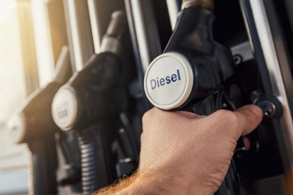 Εξετάζεται η επιστροφή της επιδότησης στο diesel κίνησης, ακόμα και από την 1η Νοεμβρίου