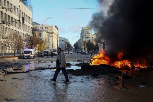 Ζελένσκι: Προσπαθούν να μας σβήσουν από τον χάρτη