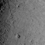 NΑSA: Πετώντας πάνω από την Ευρώπη- Έτσι είναι το Φεγγάρι του Δία από κοντά- Η πρώτη εικόνα από το Juno