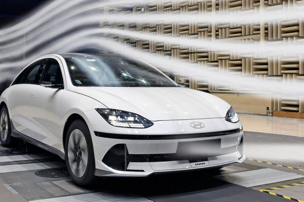 Η Hyundai αποκαλύπτει το «κλειδί» στην αεροδυναμική απόδοση του Ioniq 6 (video)