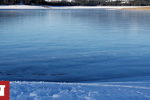 ΗΠΑ: 200 ψαράδες εγκλωβίστηκαν σε κομμάτι πάγου μέσα σε λίμνη