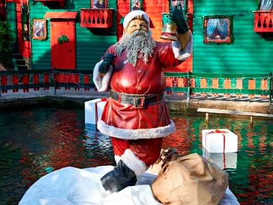 Βασιλιάς των Χριστουγέννων στην Αττική το Greek Santa’s Village