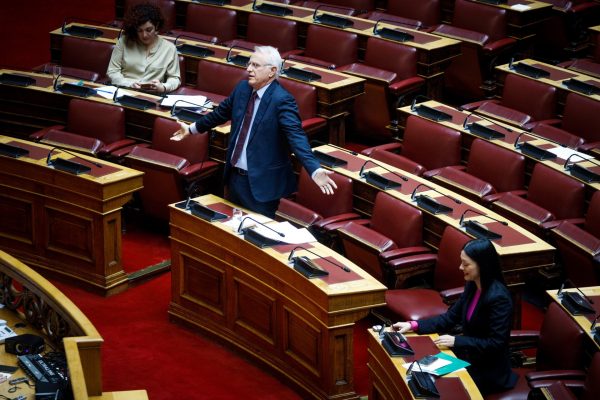 Βουλή: Ποιος «άνοιξε τις πόρτες» στο Predator; – Σκληρή κόντρα ΠΑΣΟΚ-ΣΥΡΙΖΑ