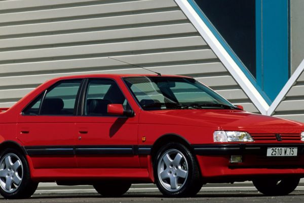 Έξι μοντέλα της Peugeot που σημάδεψαν την εποχή τους και αναδείχτηκαν «Αυτοκίνητα της Χρονιάς»