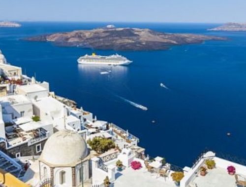 Ποιοι τουρίστες ξοδεύουν τα περισσότερα χρήματα στης διακοπές τους στην Ελλάδα